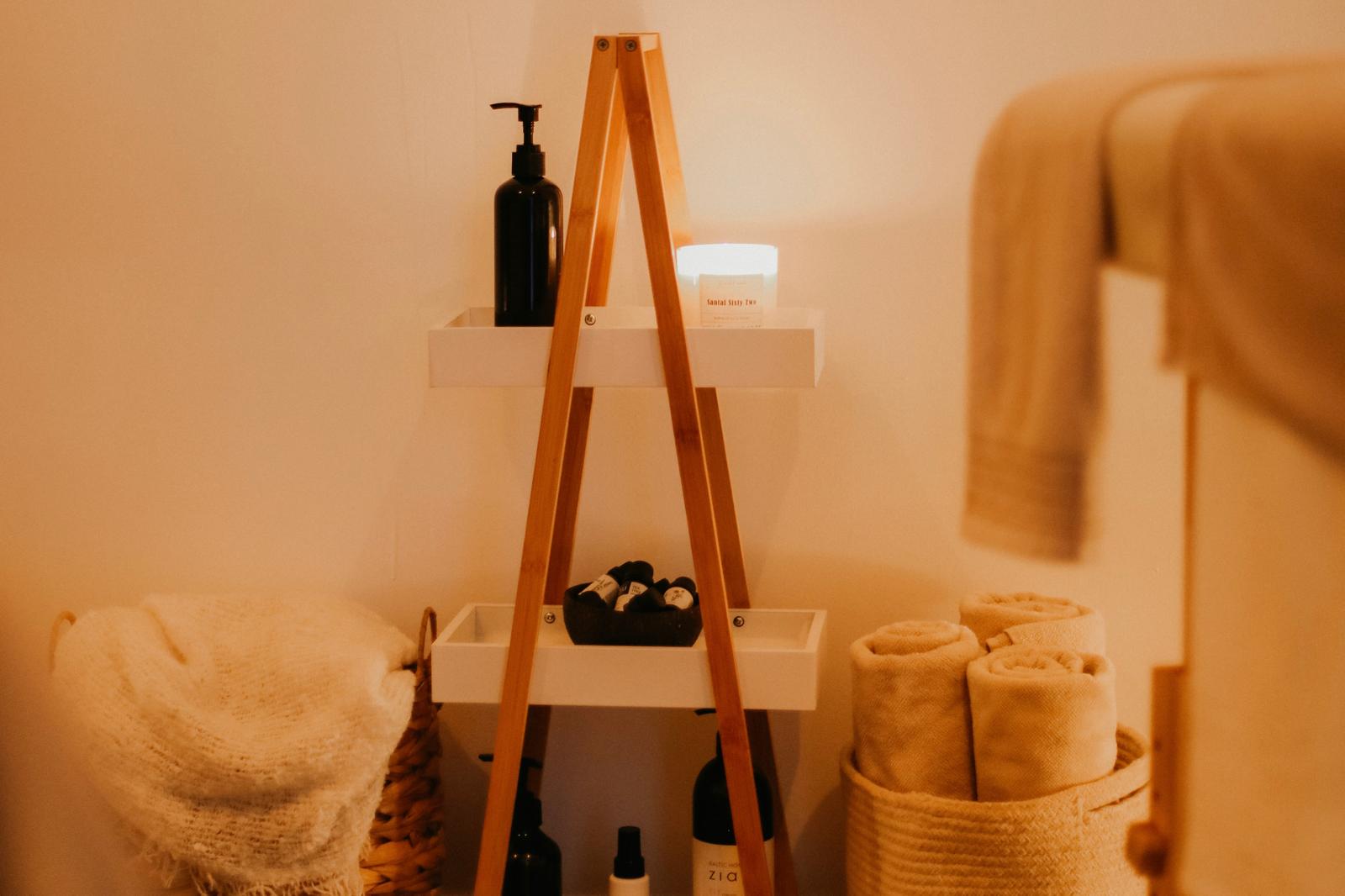 Massage room at Massage UNYC Málaga with calming atmosphere